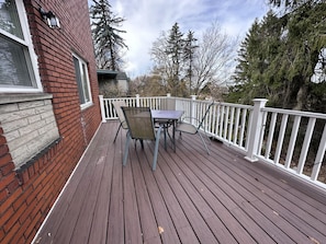 تناول الطعام بالخارج