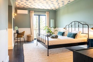 7 chambres, fer et planche à repasser, Wi-Fi gratuit, draps fournis