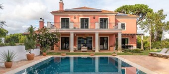 Great Family Villa w/ Pool & garden daily cleaning