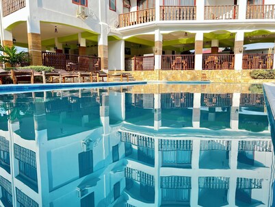 Zanoceanique Luxury Hotel