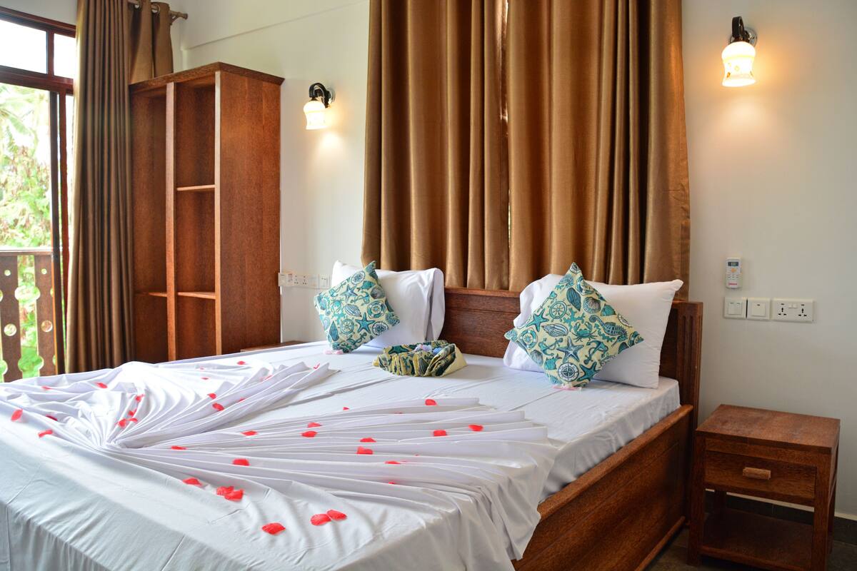 Quarto executivo | Roupas de cama de algodão egípcio, roupas de cama premium, frigobar