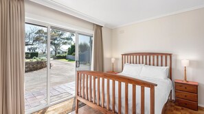 4 chambres, bureau, Wi-Fi, draps fournis