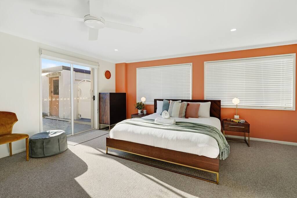 4 bedrooms