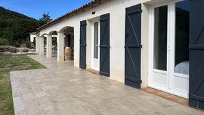 Exterior detail - Villa 8pers with view and exceptional swimming pool (Bargemon)