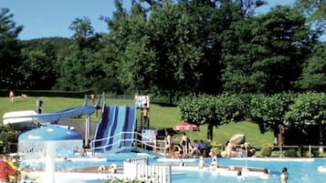 Piscine extérieure, piscine chauffée