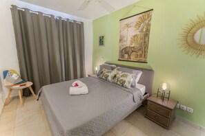 2 bedrooms, iron/ironing board, WiFi, bed sheets