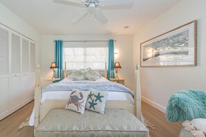 4 soverom, skrivebord, strykejern/-brett og wi-fi (inkludert)