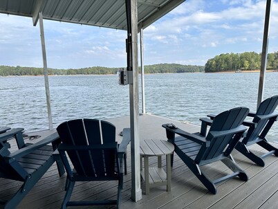 Lakefront Hideaway on Hartwell