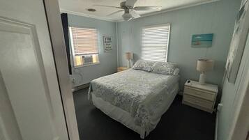 3 chambres, fer et planche à repasser, accès au Wi-Fi (inclus)