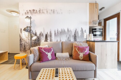 Renovated studio with breathtaking views of the Alps