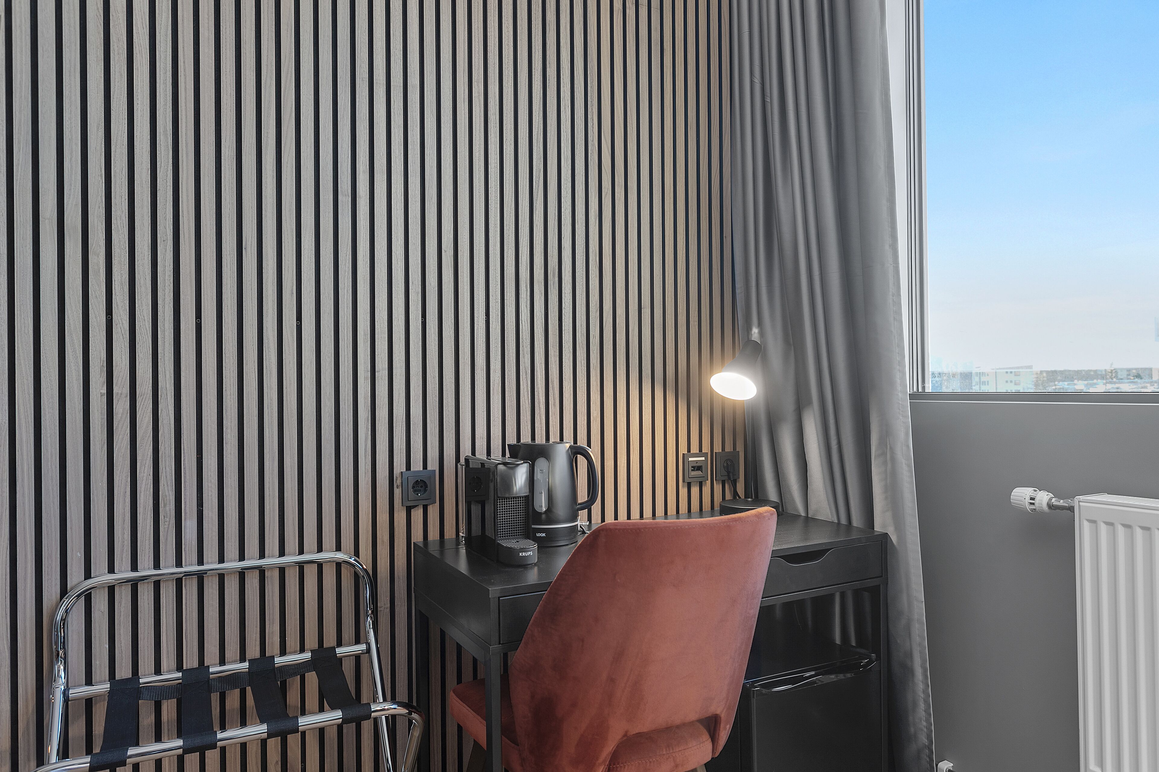 economy double room | in-room safe, desk, laptop workspace, free wifi