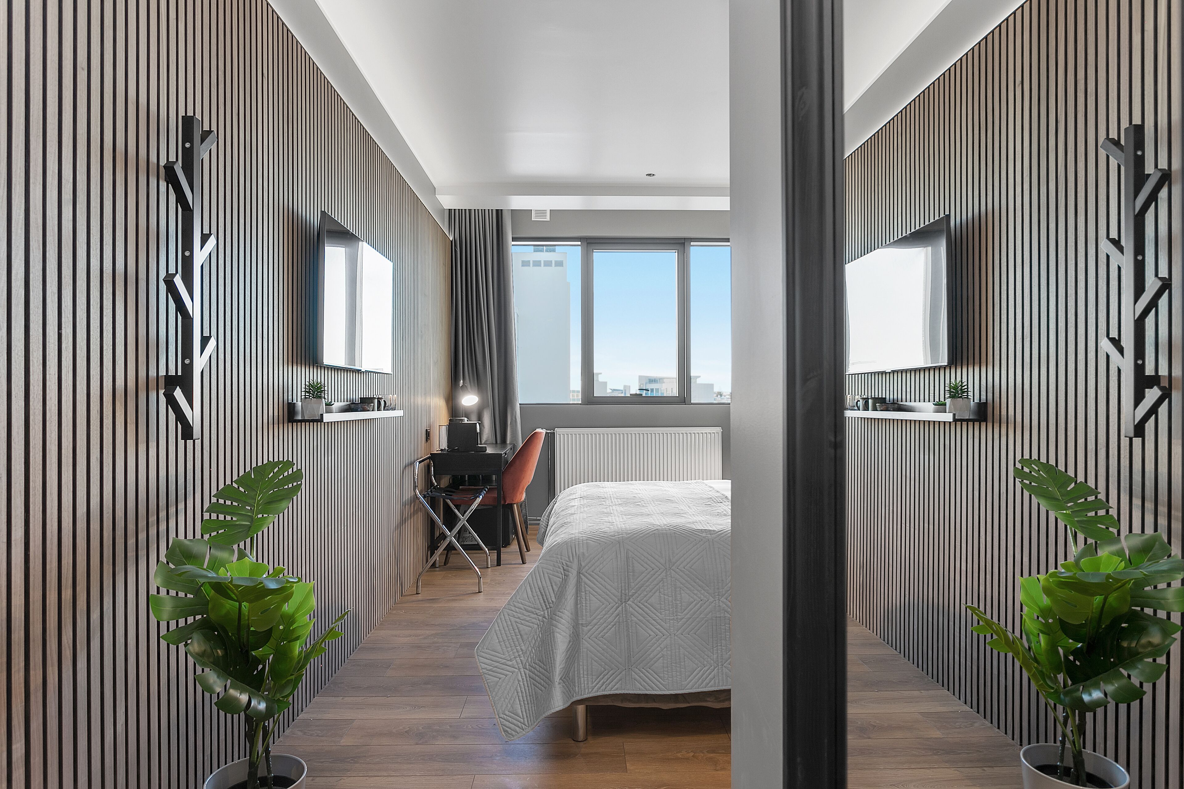 economy double room | in-room safe, desk, laptop workspace, free wifi