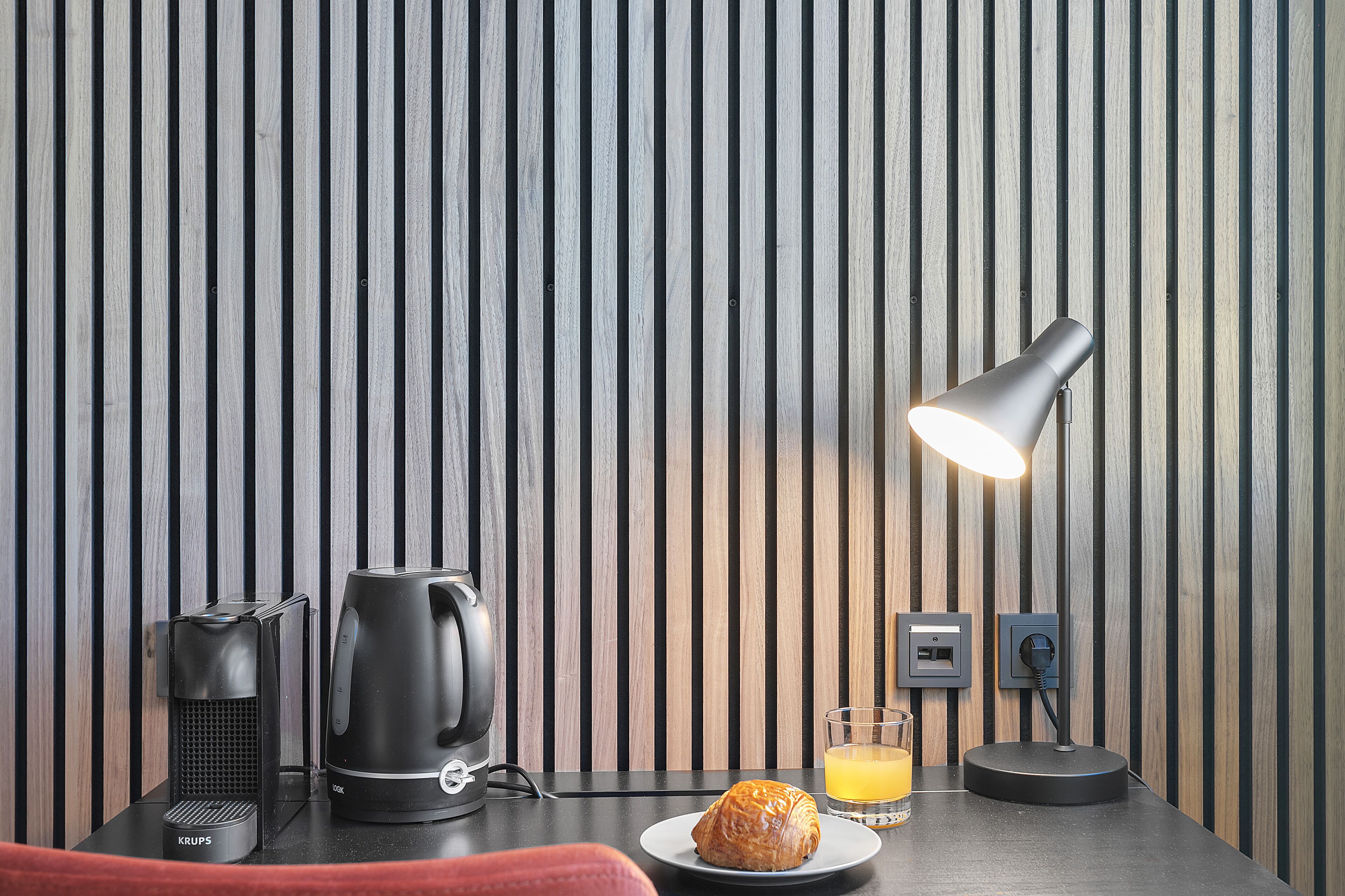 economy double room | in-room safe, desk, laptop workspace, free wifi