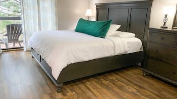 1 slaapkamer, een strijkplank/strijkijzer, wifi, beddengoed