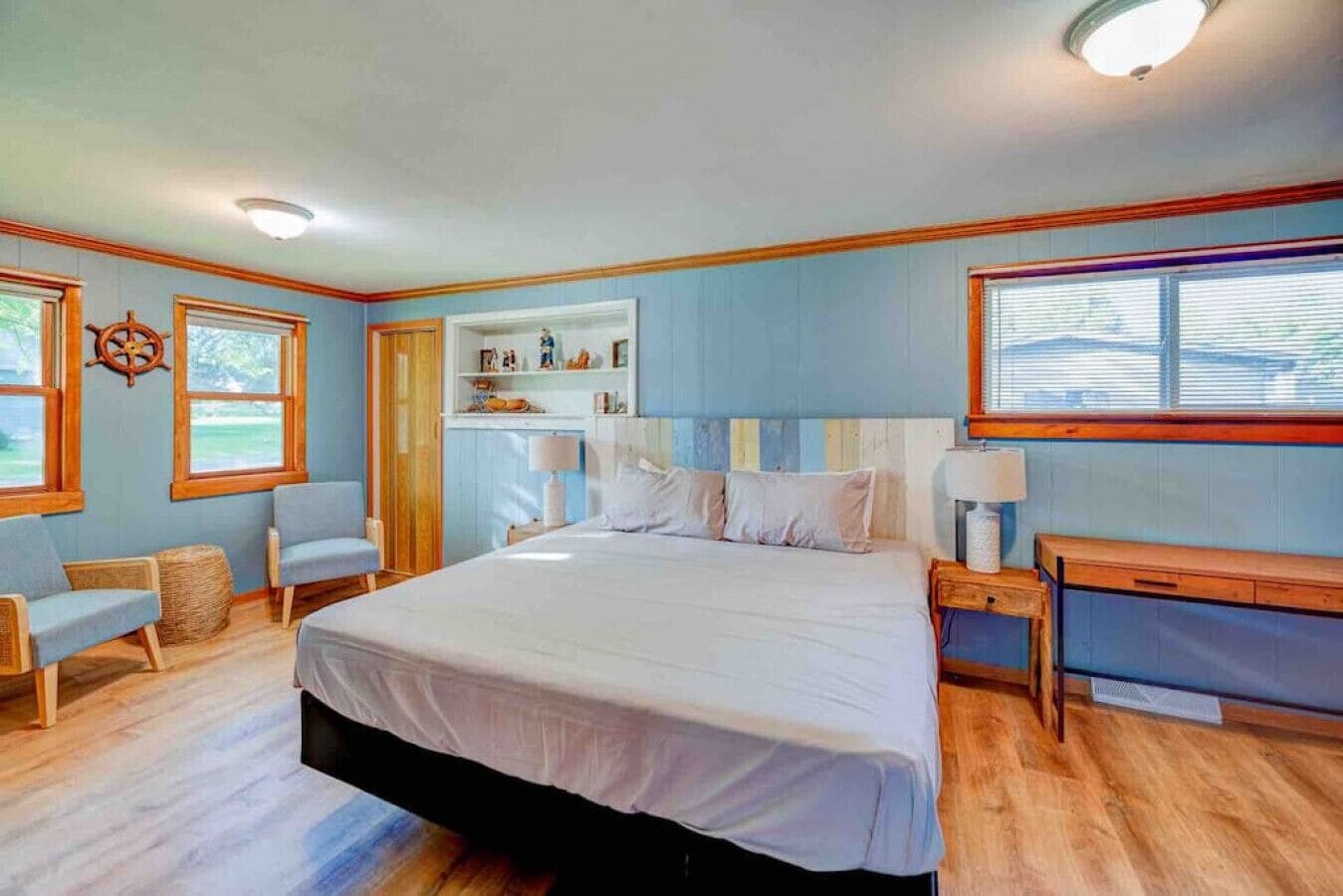 2 quartos, escrivaninha, Wi-Fi de cortesia, roupa de cama