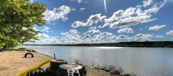 The Lake Como Clubhouse