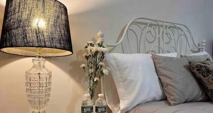 Safe, Quiet and Close to Subway!