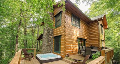 Chilhowee -Big log cabin with hot tub by the Ocoee