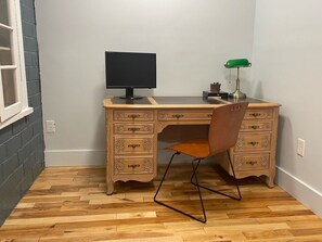4 bedrooms, desk, iron/ironing board, free WiFi