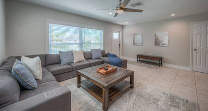 Vacation Home Near the Beach!