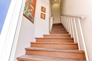 Interior - New ! Location Location (Oranjestad)