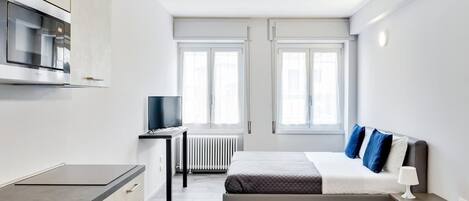 1 chambre, fer et planche à repasser, Wi-Fi gratuit, draps fournis