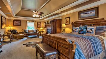 Deluxe Room, 1 King Bed, Fireplace | Egyptian cotton sheets, premium bedding, pillow-top beds, free WiFi