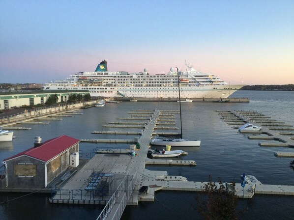 Image sans description, 1 de 17, bouton