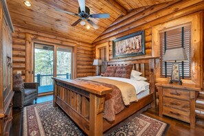 6 chambres, bureau, fer et planche à repasser, lit parapluie