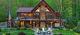 One-of-A-Kind Log Home in the Heart of the White Mountains NH