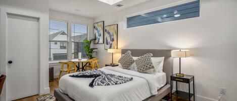 1 bedroom, desk, iron/ironing board, WiFi