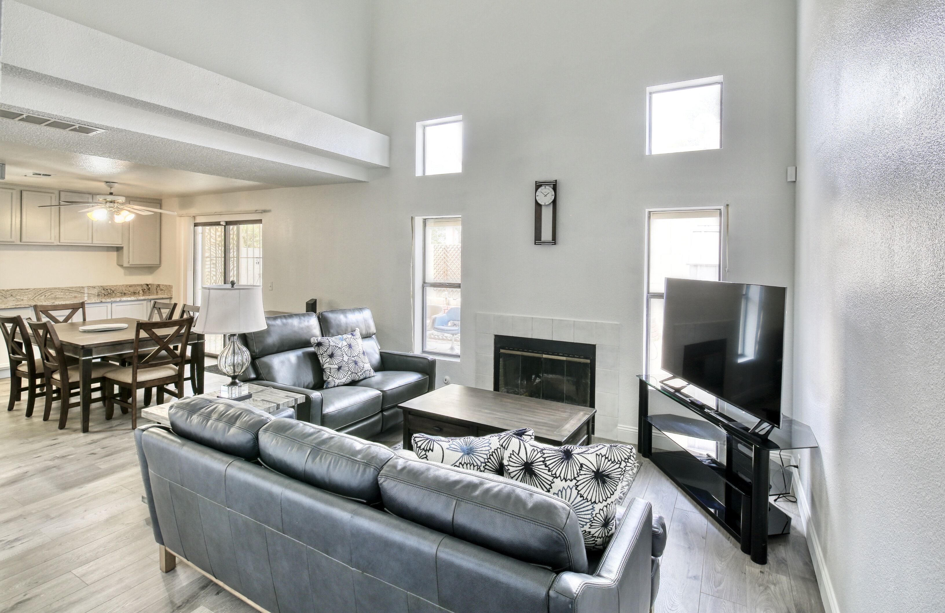 Private Las Vegas Getaway Near Red Rocks & Strip!