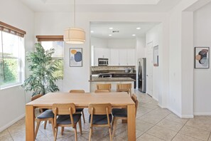 Dining - Experience luxury at Desert Retreat, a haven in La Quinta, near PGA West. (La Quinta)