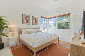2 chambres, fer et planche Ă repasser, Wi-Fi gratuit, draps fournis