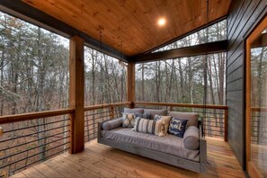 Property grounds - Hot Tub- Modern Luxury -5 Bdrm-4 Kings- Pool Table (Blue Ridge)