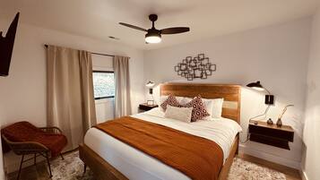 2 bedrooms, iron/ironing board, WiFi, bed sheets