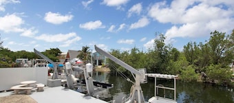Beautiful Family Big Pine Retreat! Short drive to Key West!