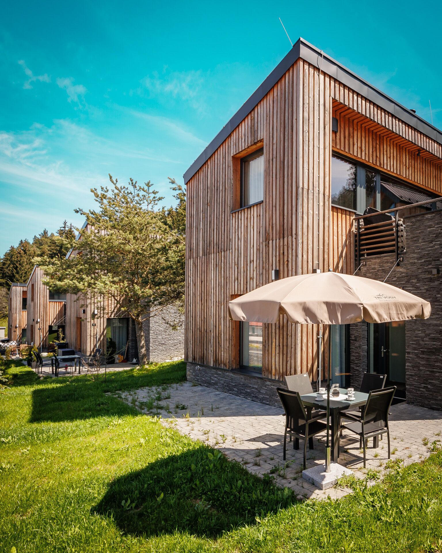 Basic Apartment | Exterior