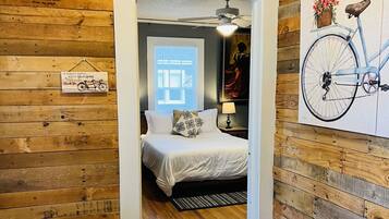 4 habitaciones, escritorio, tabla de planchar con plancha y wifi gratis