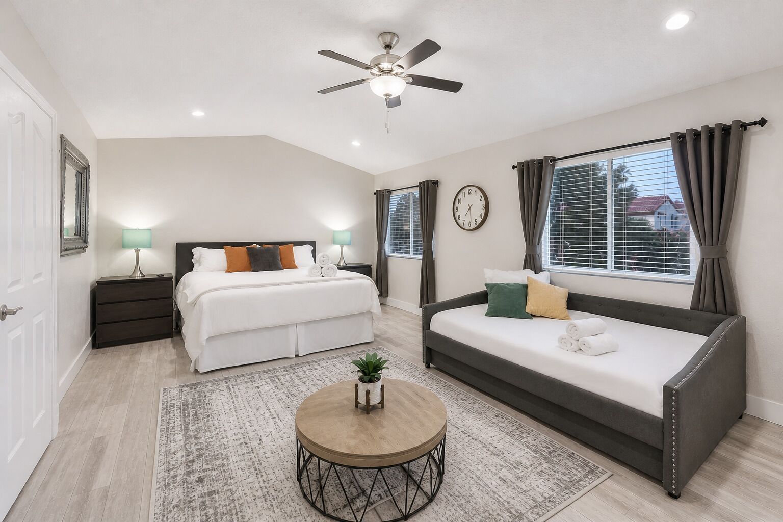 5 habitaciones, wifi y ropa de cama 