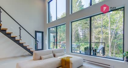 ⭐ Le LoftWood de Portneuf 🌳 Private hot tub, Pool, Sauna & Billards ⭐
