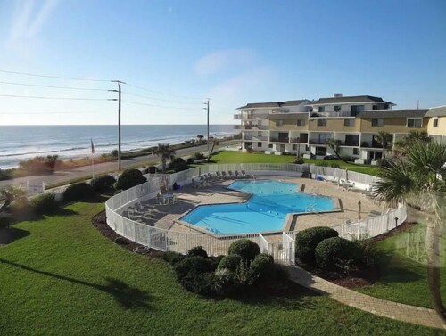 Ocean Views surrounded by parks & secluded beaches