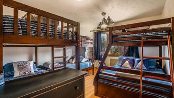 3 chambres, fer et planche Ă repasser, Wi-Fi gratuit, draps fournis