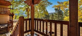 Flat driveway, 5 Min to Ski Lift, Fireplace w/Wood incl, Hspd Wifi, Foosball