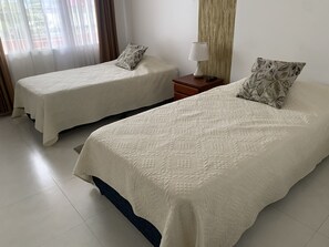 2 makuuhuonetta, ilmainen Wi-Fi, vuodevaatteet