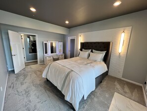 4 bedrooms, WiFi
