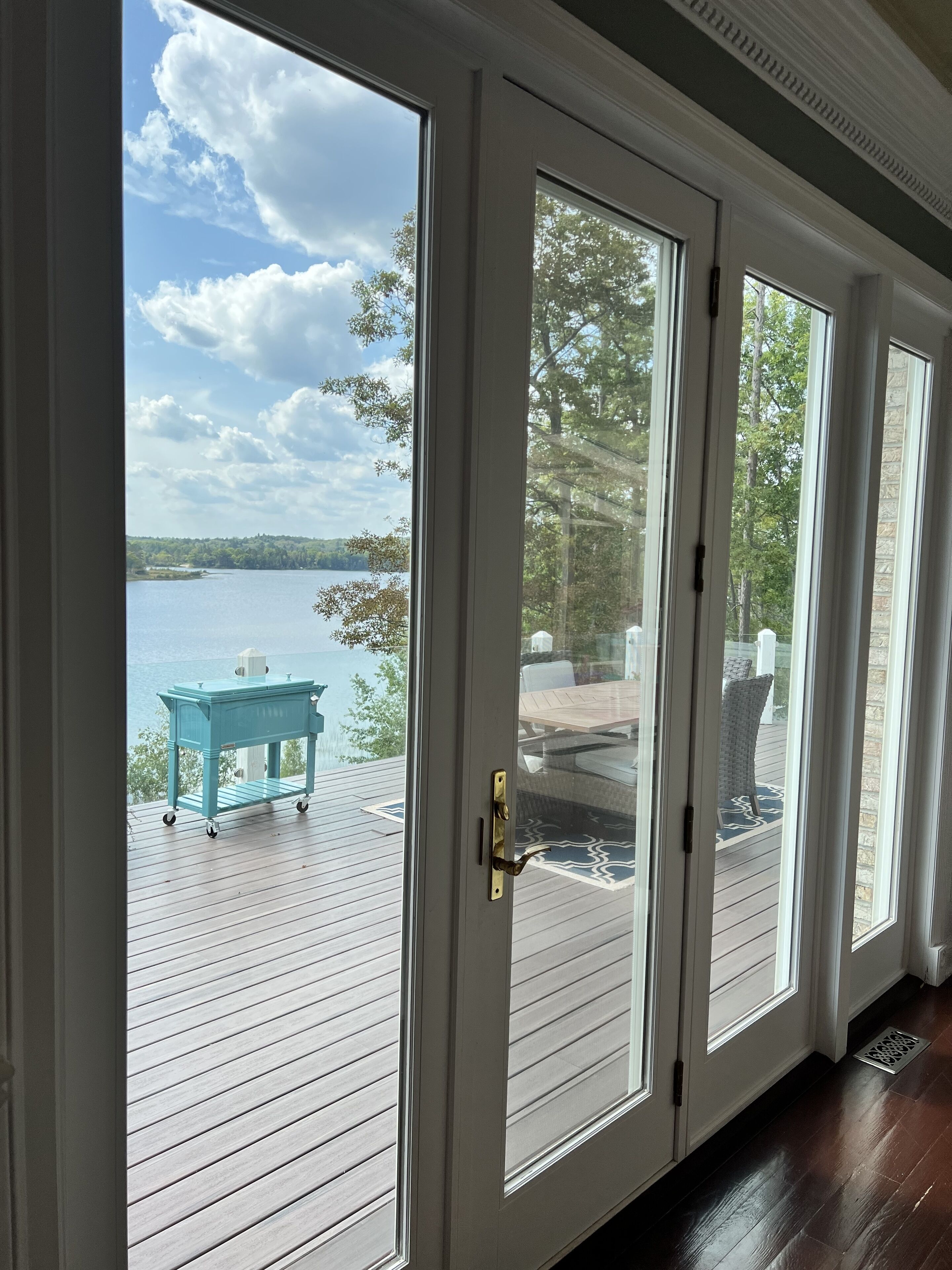 المنشأة من الداخل