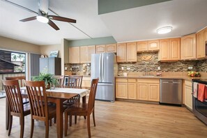 Appart'hôtel, 2 grands lits (Kona Plaza 212) | Cuisine privée