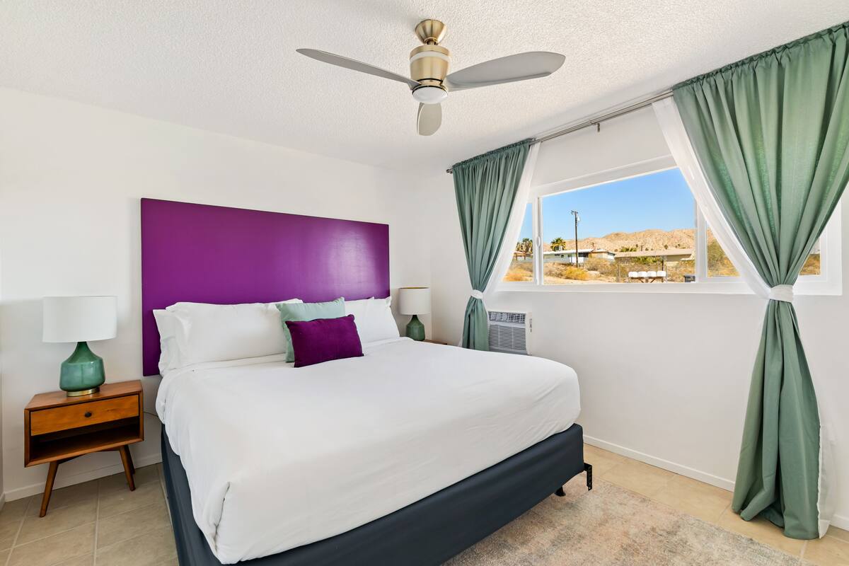 Exclusive Apartment, 1 Bedroom, Non Smoking, Mountain View | 1 bedroom, individually decorated, individually furnished