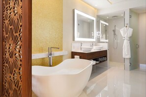 Combinazione doccia/vasca, vasca idromassaggio, bidet
